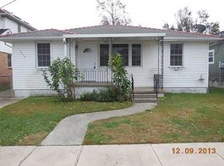 2405 Lyndell Dr, Chalmette, LA 70043