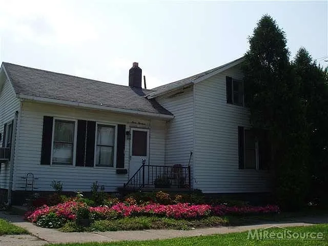 413 West Blvd photo 1