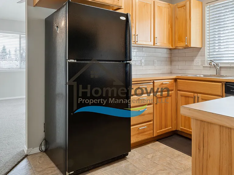 723-1 E Whispering Pines Ln — Photo 16
