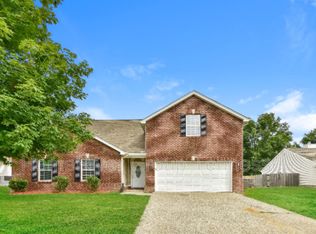 105 Savannah Ct, White House, TN 37188