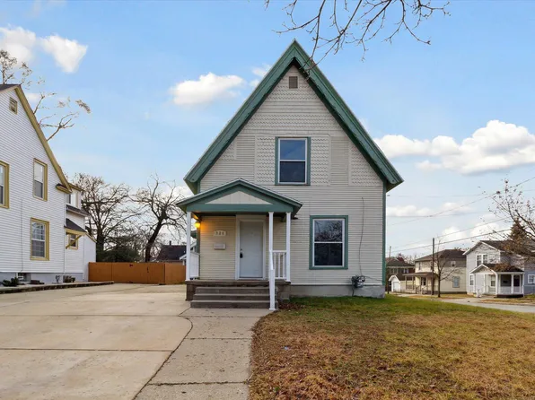 928 Bates St SE, Grand Rapids, MI 49506