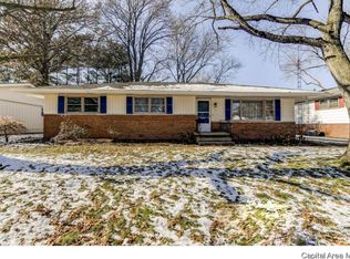 205 Dickinson Rd, Springfield, IL 62704