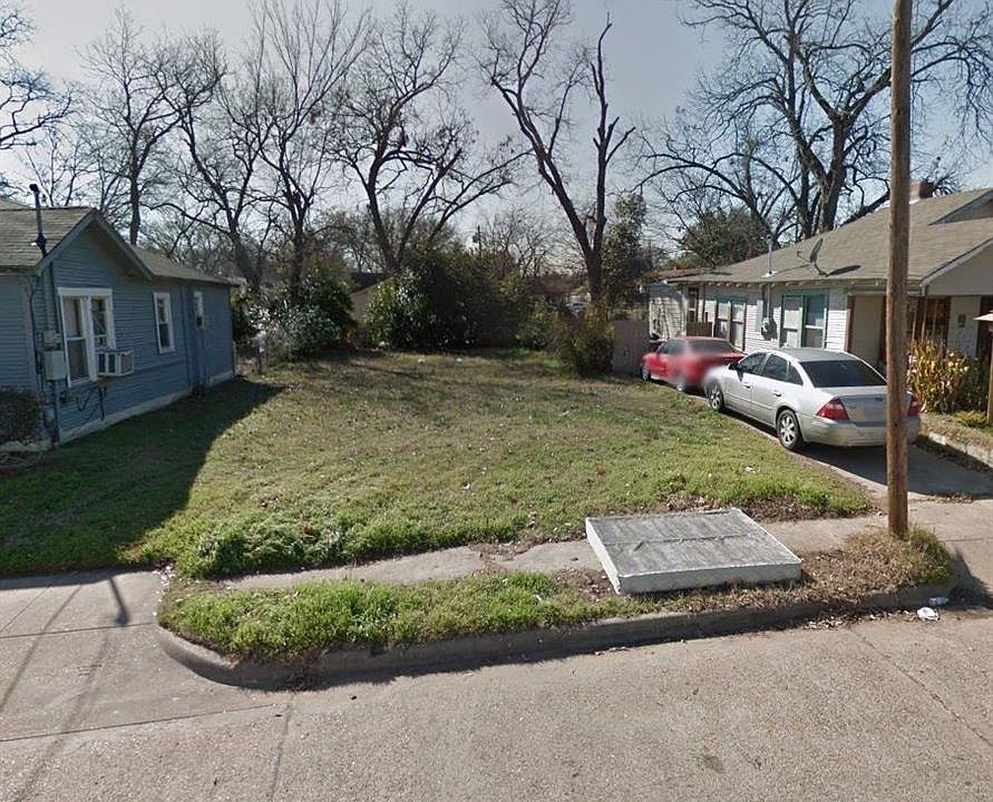 2nd image of 3907 Crozier St