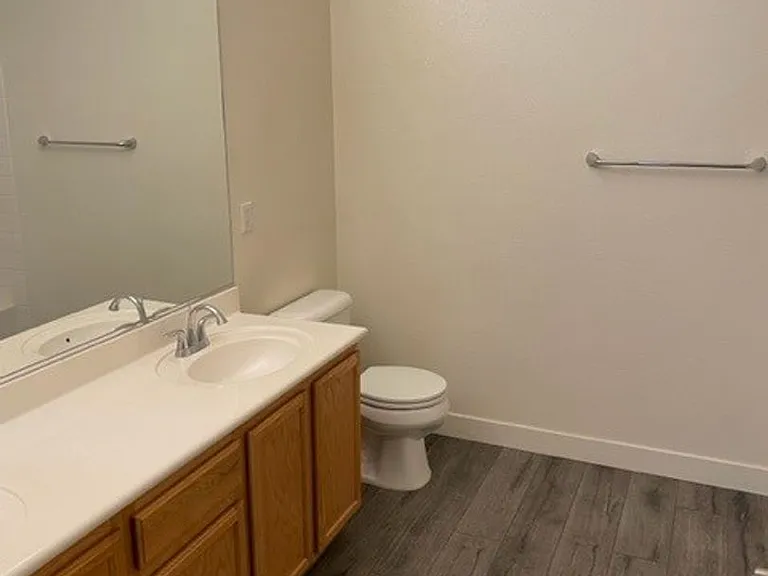 3511 Desert Cliff St #103 — Photo 23