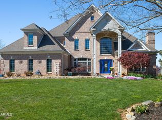 809 Timberline Dr, Lenoir City, TN 37772