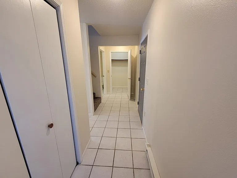 1008 Dutchman Dr — Photo 16
