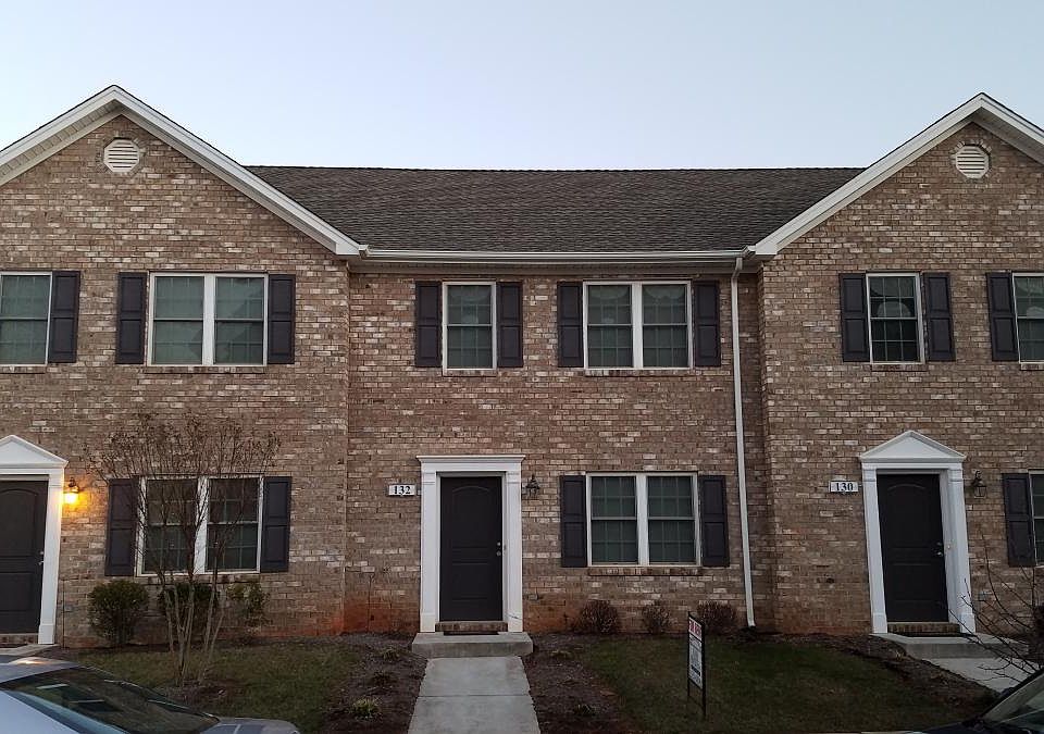 1st image of 132 Colonnade St
