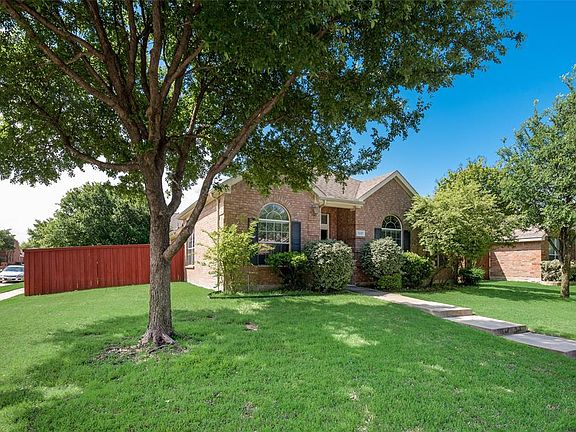 2nd image of 7237 Lazy Meadow Ln