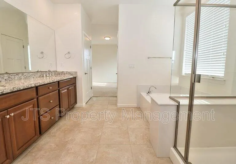 5122 Mossy Stone Way — Photo 55
