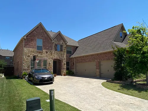 6905 Benjamin Way Photo 1