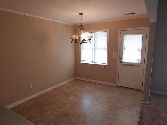 3rd image of 2150 Lenox Dr