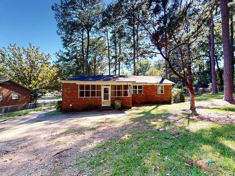 67 Holliday Dr — Photo 21
