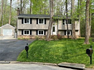 13200 Gate Post Ct, Midlothian, VA 23112