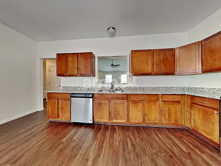 4206 N Gensen Loop — Photo 3
