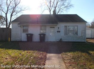 2301 Maplewood Cir, Evansville, IN