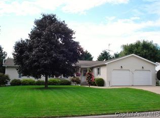 3118 Castlebury Pl, Galesburg, IL 61401