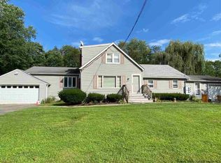 350 Vineyard Ave #1, Highland, NY 12528