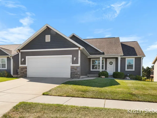 5966 Farmview Dr, Allendale, MI 49401