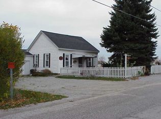 209 S Ripley St, Brookston, IN 47923