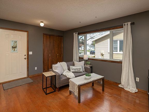4th image of 4714 13th Ave NW