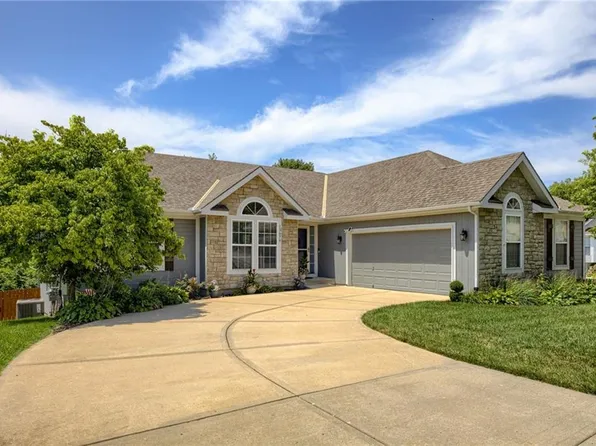 13670 Wagon Pass Rd, Platte City, MO 64079