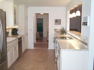 22 Redbud Ln, Kimberling City, MO 65686