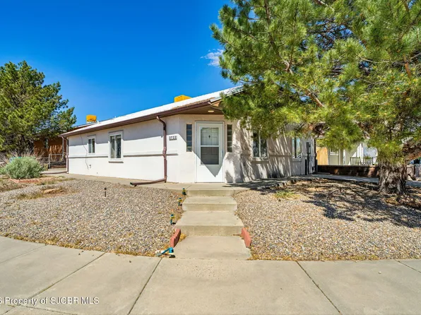 2722 Eastridge Ct, Farmington, NM 87401