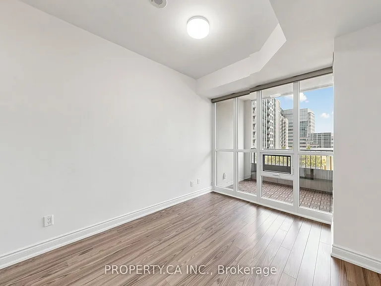 89 S Town Centre Blvd #515 — Photo 25
