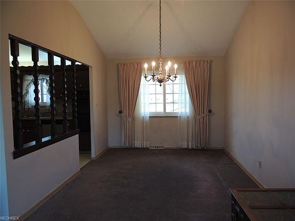 5th image of 21308 Ellen Dr