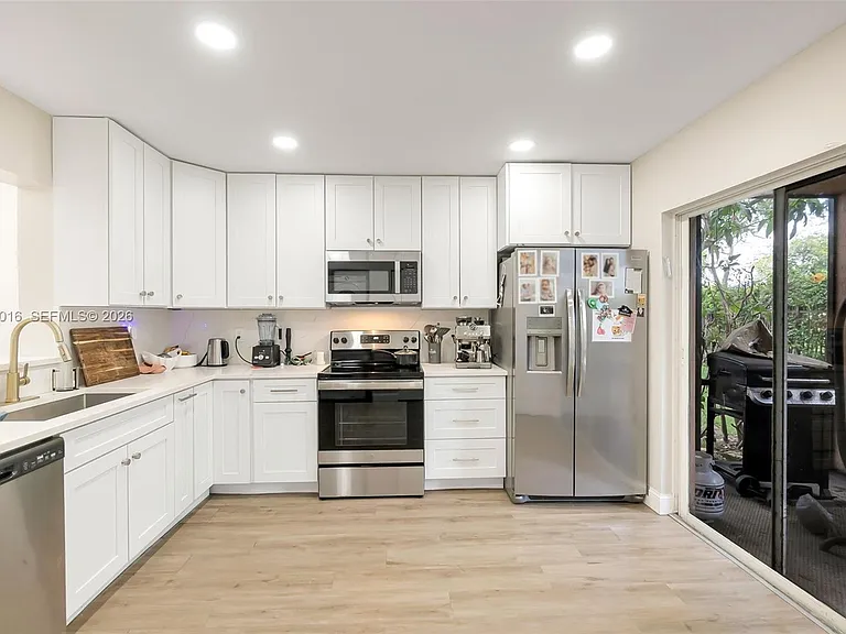 6819 Sienna Club Pl — Photo 6