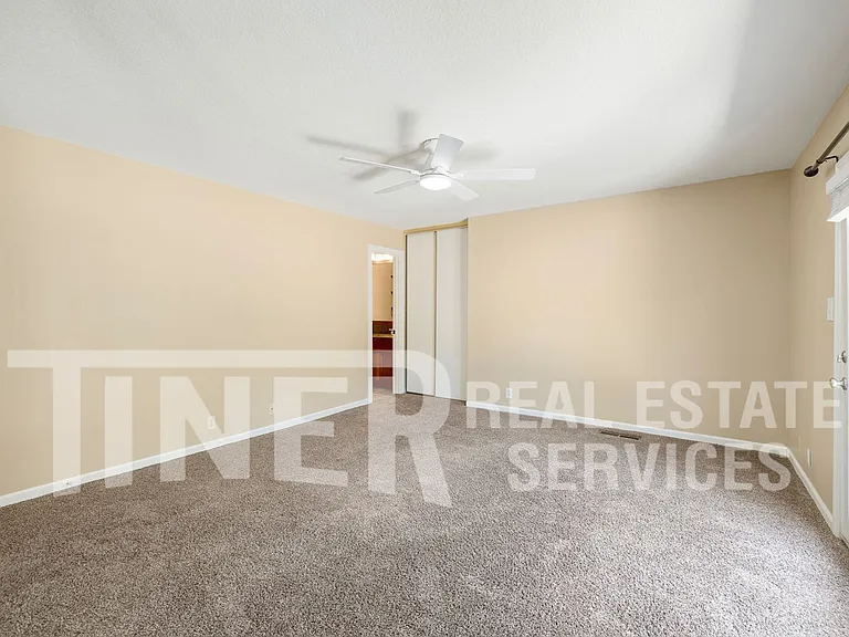 1721 Oakwood Dr — Photo 20