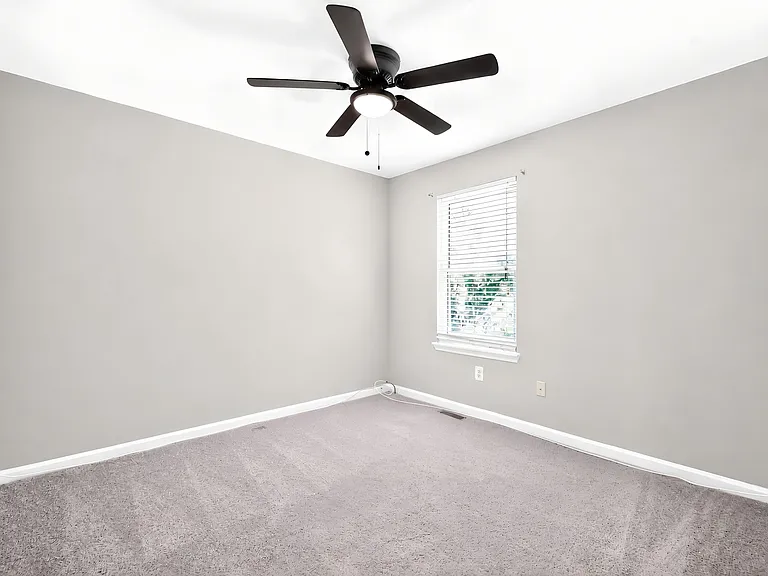1731 Forest Park Dr — Photo 13
