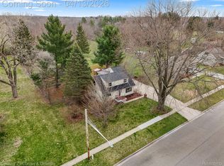 502 Cairns St, Tecumseh, MI