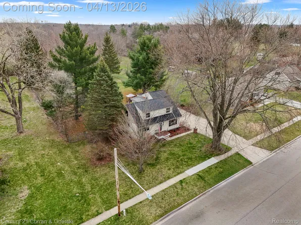 502 Cairns St, Tecumseh, MI 49286