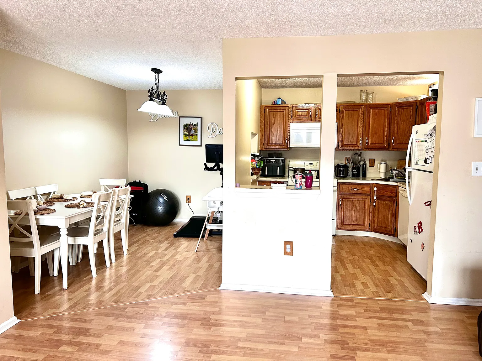 2 bed, 1106 sqft, $2,300 — Photo 4