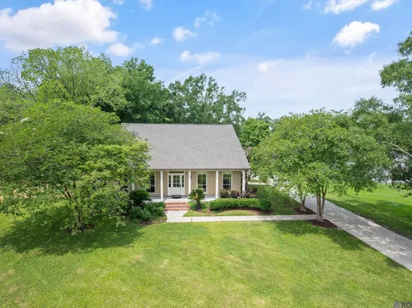 17041 Sumter Dr, Prairieville, LA 70769