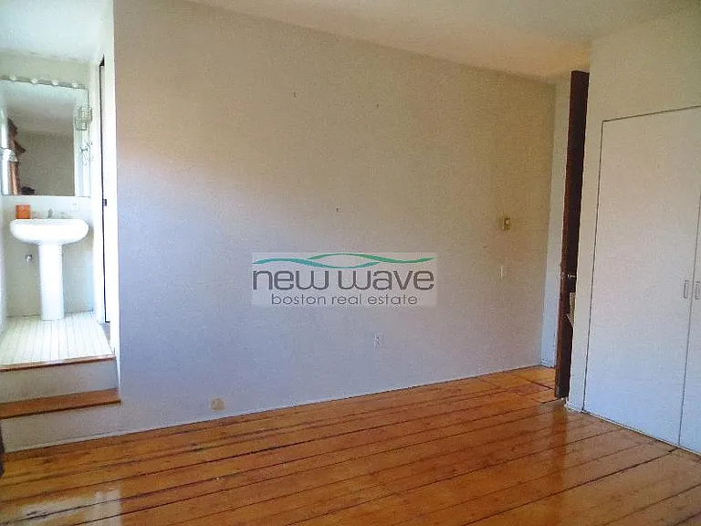 601 Tremont St #4 — Photo 17