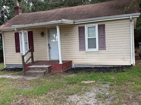 2nd image of 612 24th St SW
