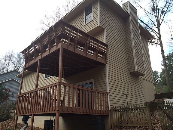 2nd image of 1010 Lake Haven Ct