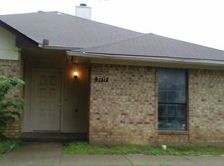 5711 Bramblewood Ct, Arlington, TX 76017