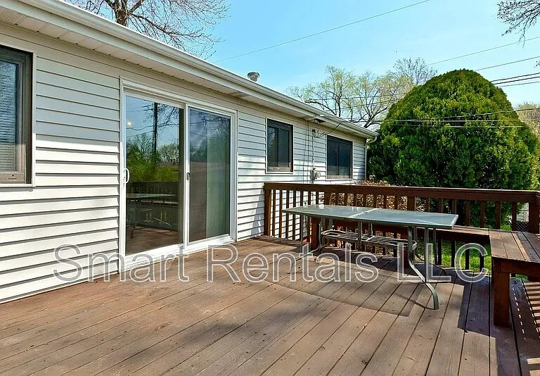 980 Manresa Ln — Photo 13