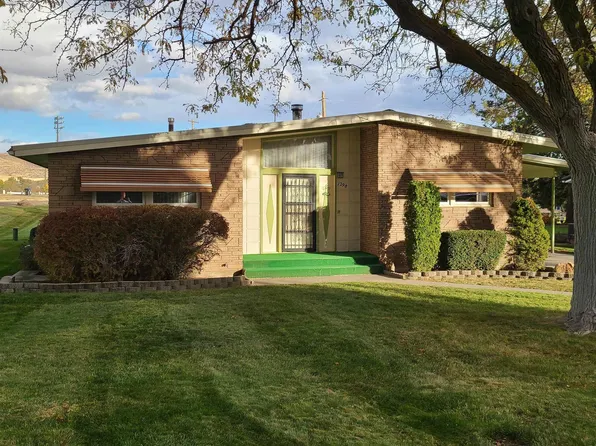 1298 E 2nd St, Weiser, ID 83672