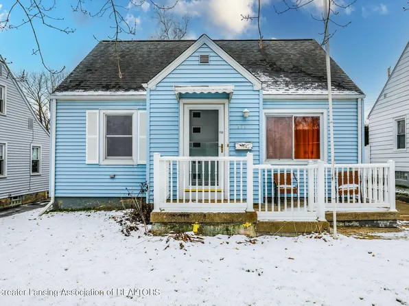 634 Hunter Blvd, Lansing, MI 48910