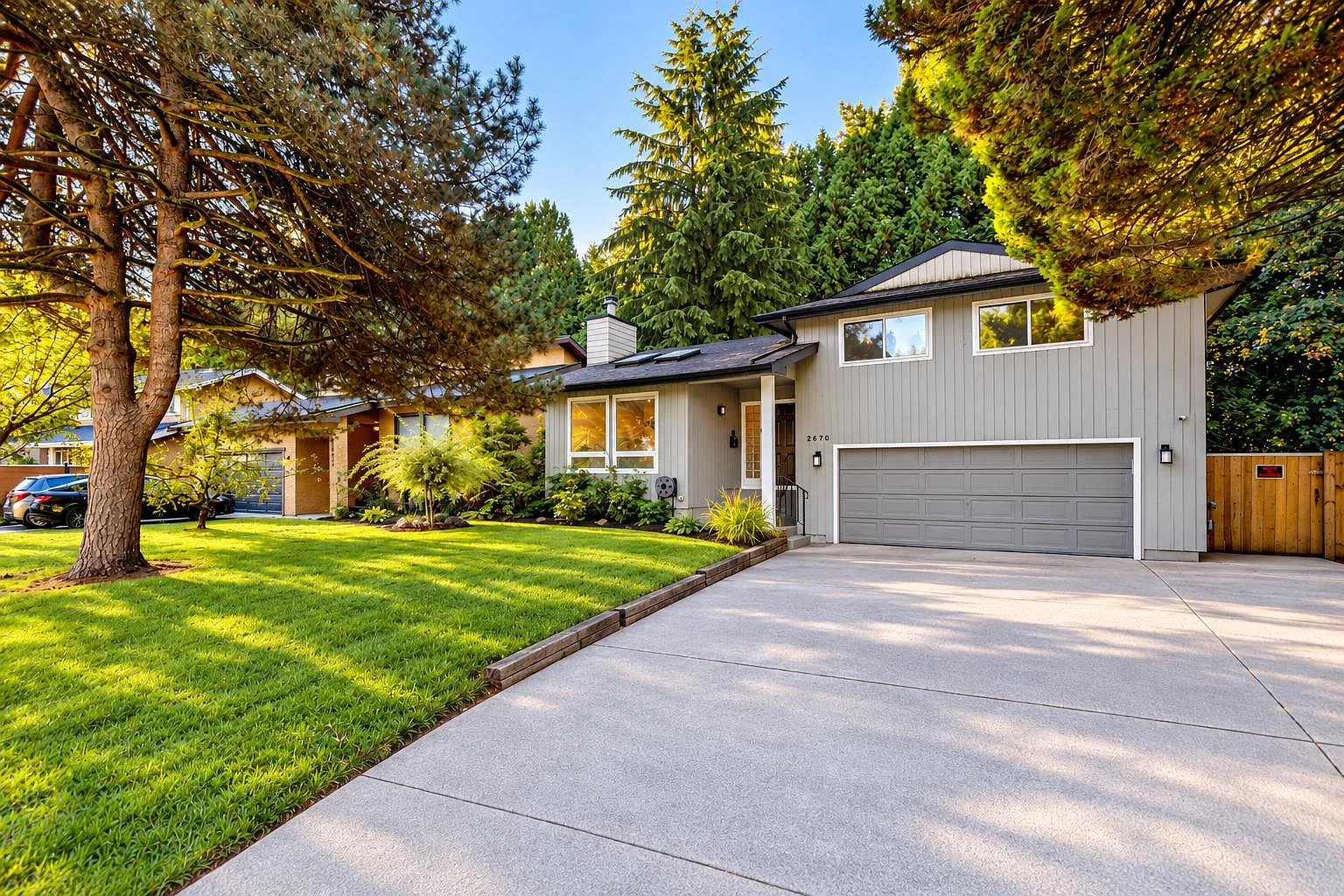 4 bed, 2.5 bath, 1625 sqft, $4,300 — Photo 4