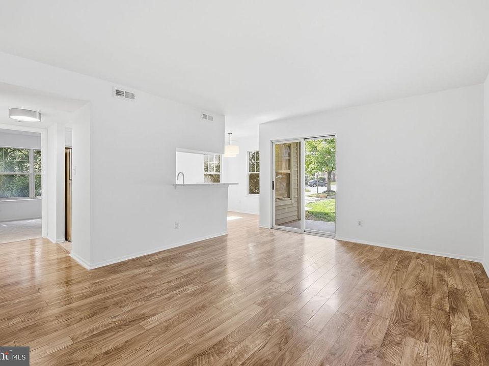 1st image of 1703 Ascot Way Unit D