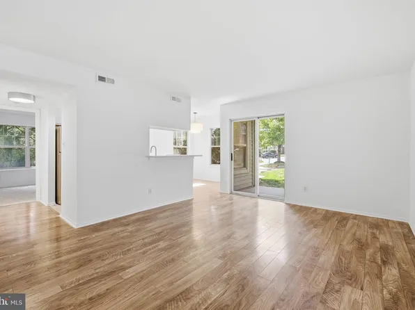 1703 Ascot Way Unit D, Reston, VA 20190