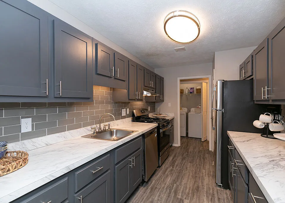 Somerset at the Crossing apartments community photo