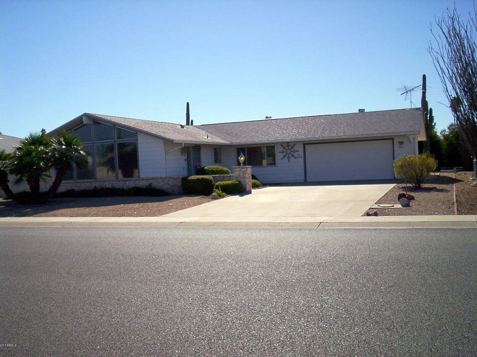 1st image of 10809 W Hutton Dr