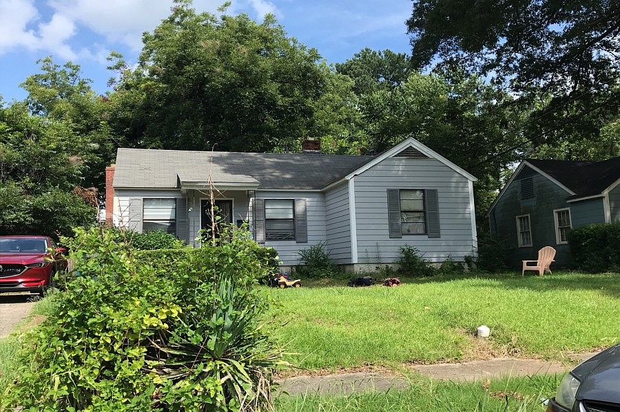 1st image of 912 Chatwood St