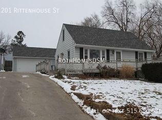 1201 Rittenhouse St, Des Moines, IA 50315